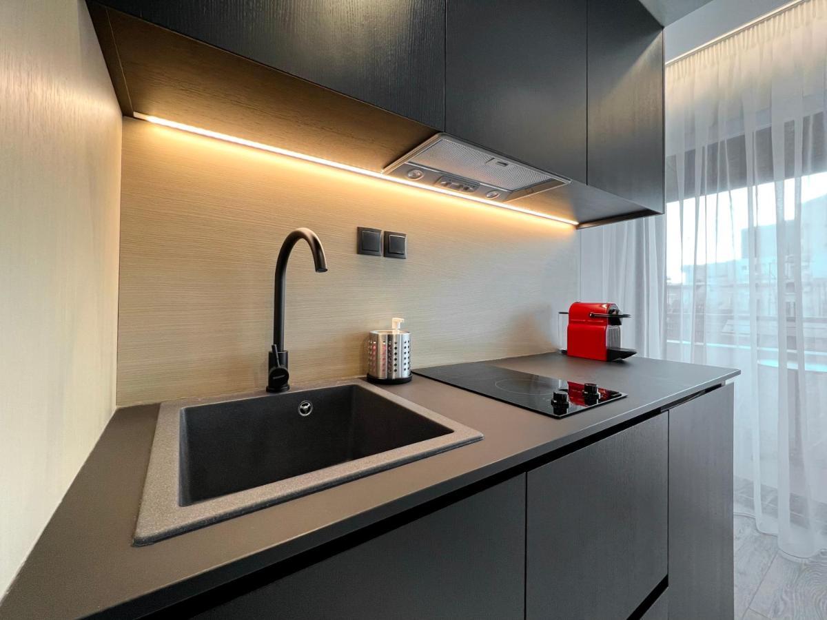 Icon Urban Living Aparthotel Thessaloniki Buitenkant foto