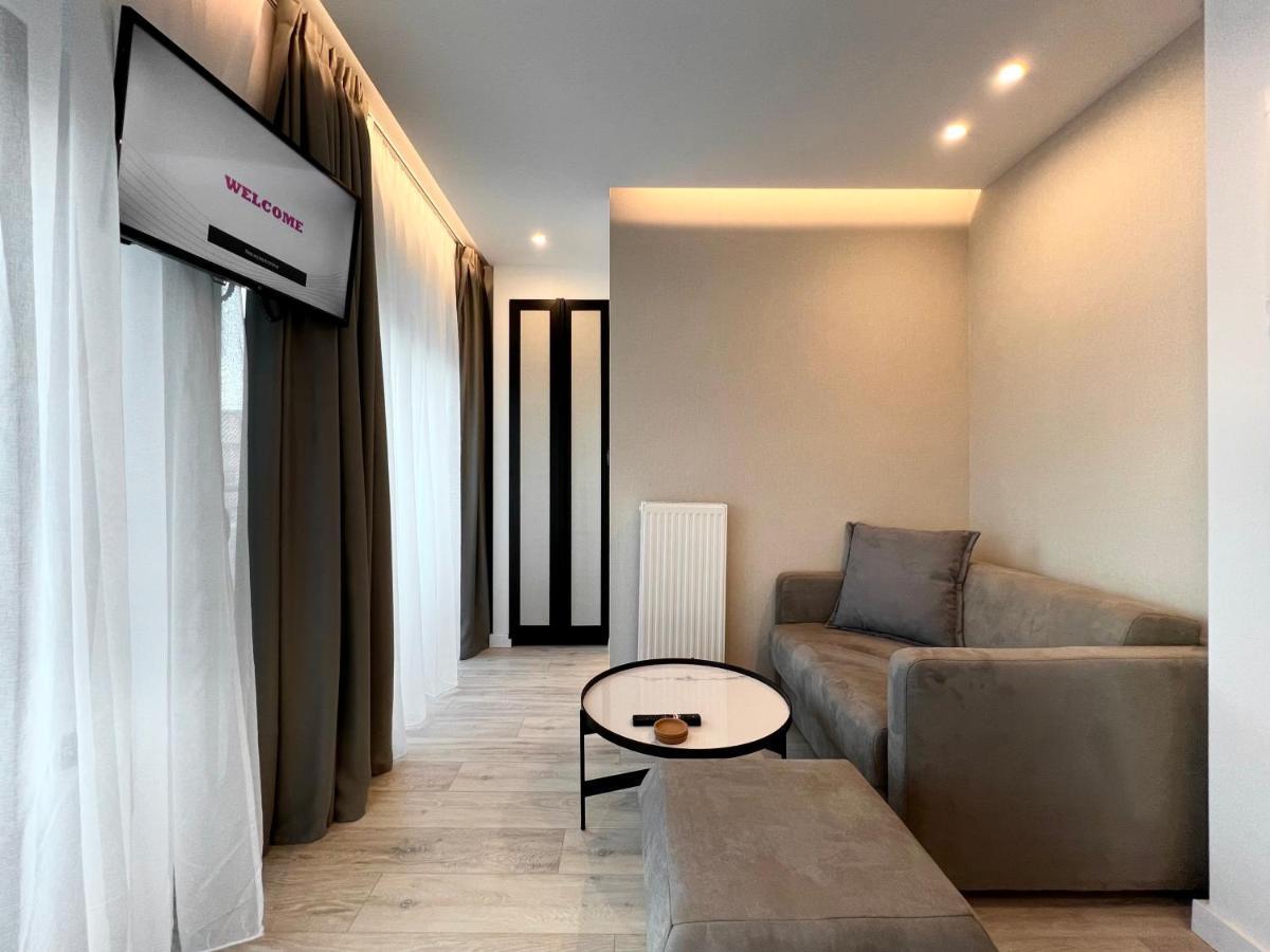 Icon Urban Living Aparthotel Thessaloniki Buitenkant foto