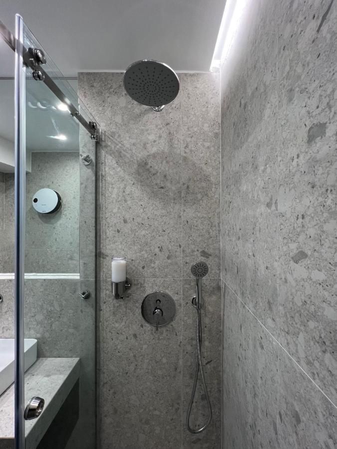 Icon Urban Living Aparthotel Thessaloniki Buitenkant foto