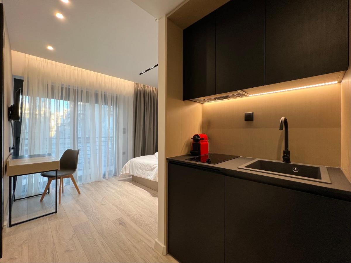 Icon Urban Living Aparthotel Thessaloniki Buitenkant foto