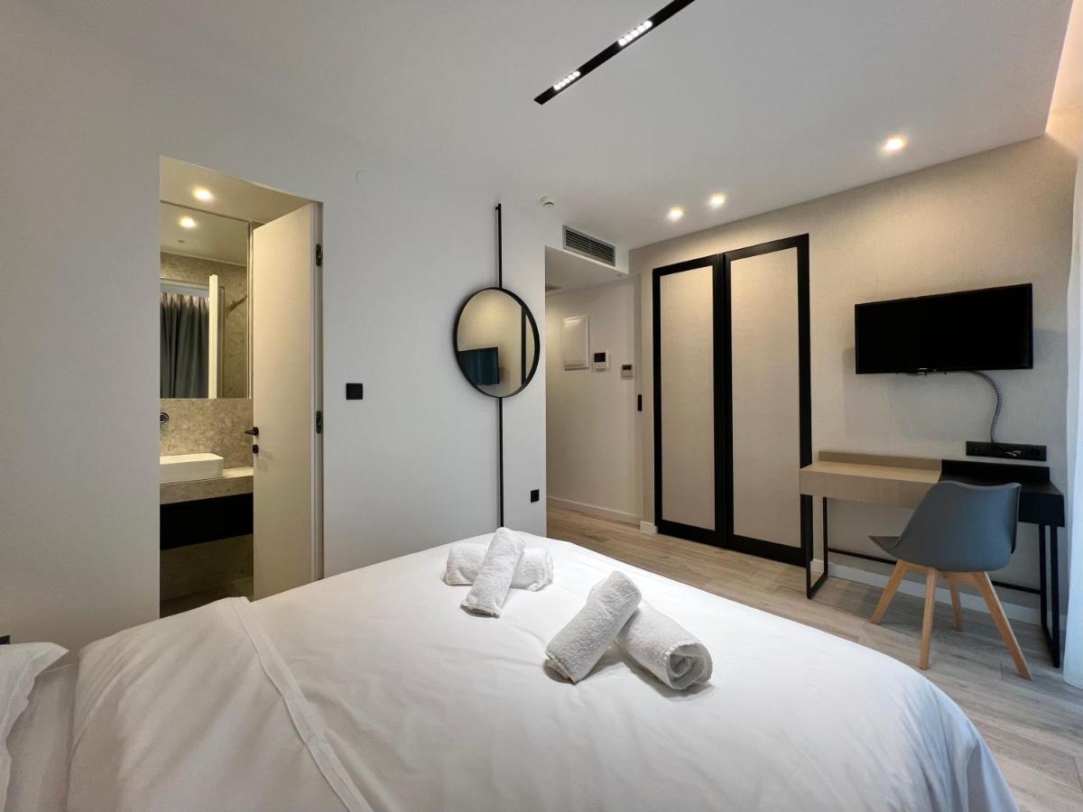 Icon Urban Living Aparthotel Thessaloniki Buitenkant foto