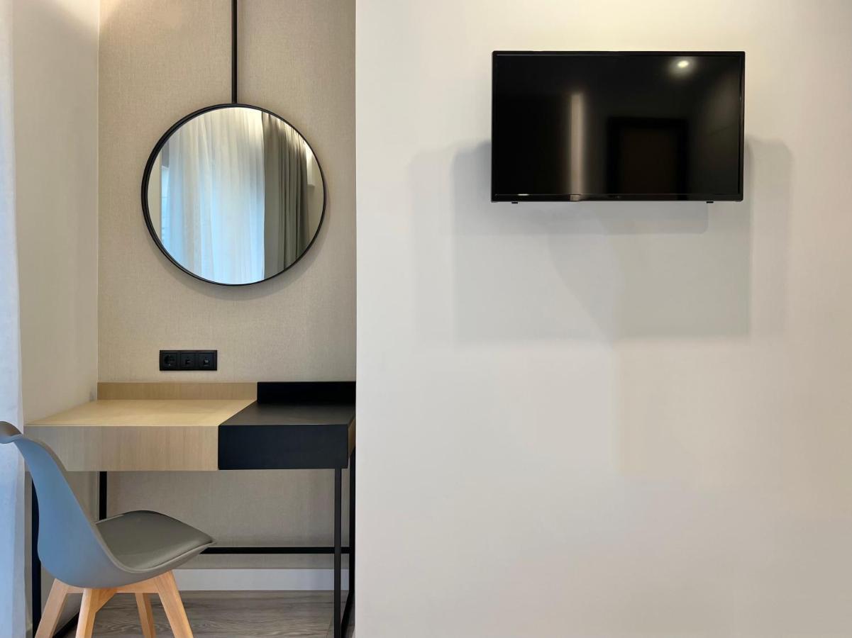 Icon Urban Living Aparthotel Thessaloniki Buitenkant foto