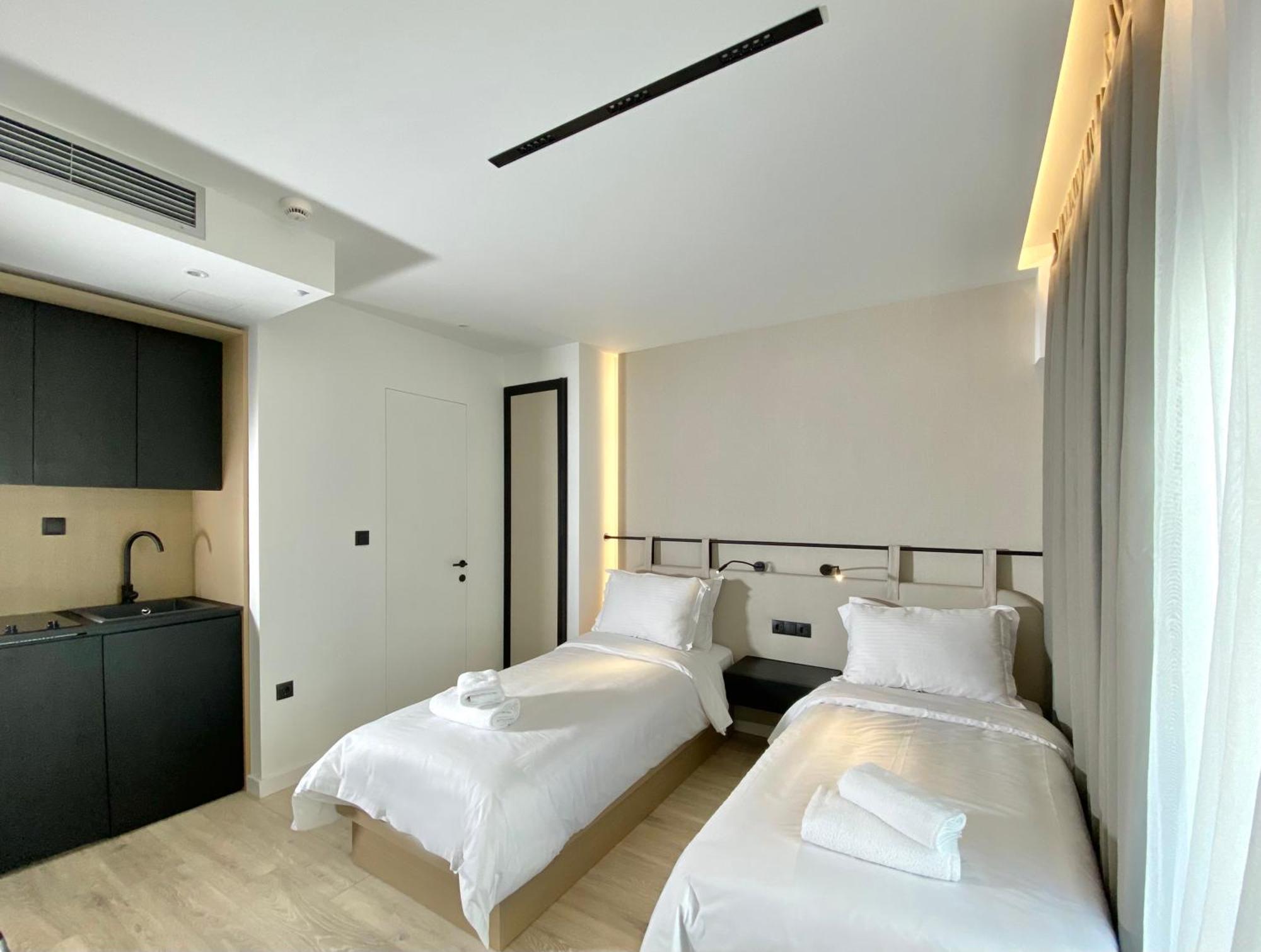 Icon Urban Living Aparthotel Thessaloniki Buitenkant foto