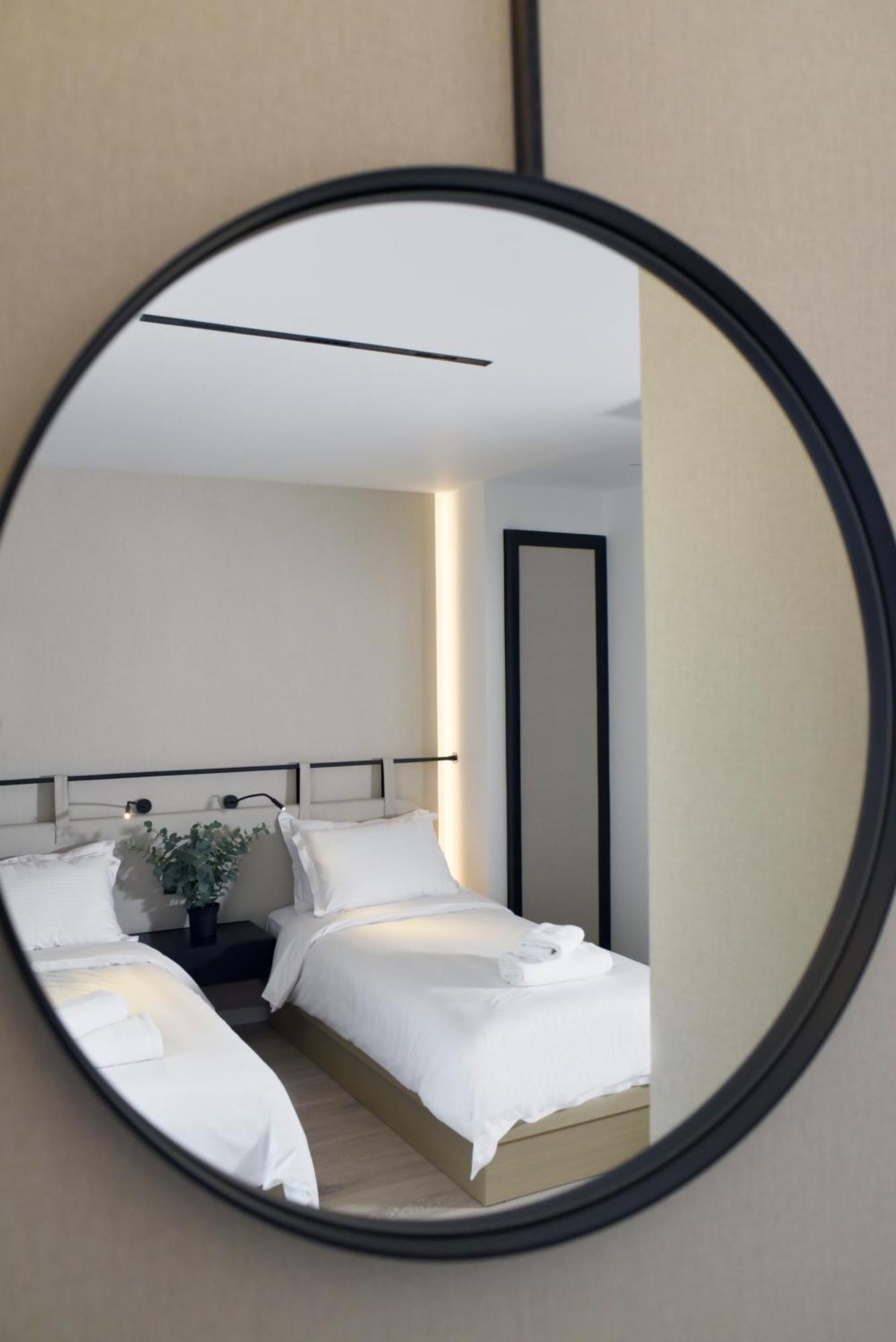 Icon Urban Living Aparthotel Thessaloniki Buitenkant foto