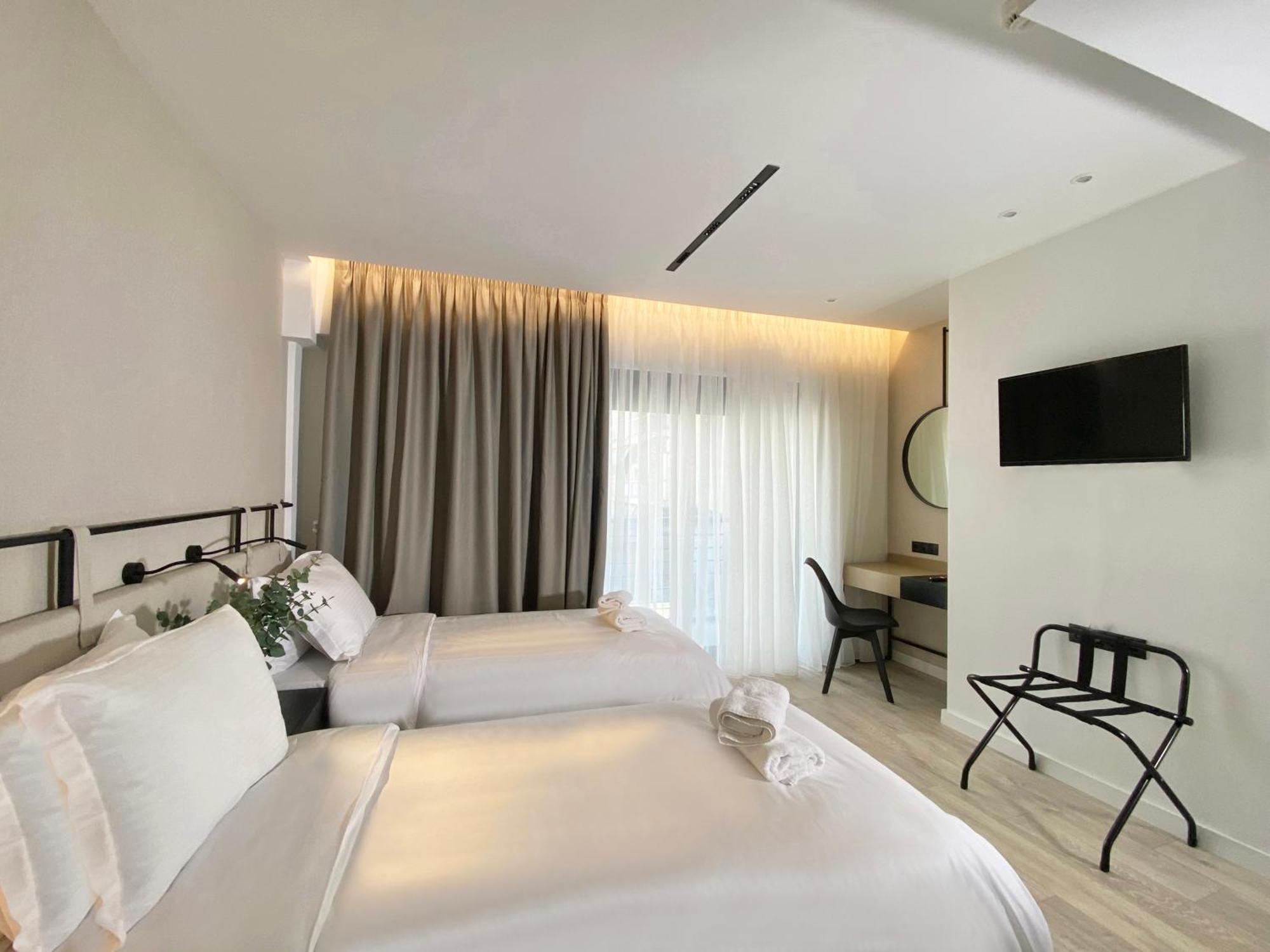 Icon Urban Living Aparthotel Thessaloniki Buitenkant foto